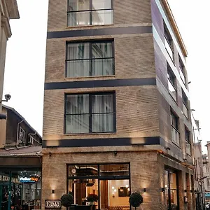 Fama Karakoey Hotel